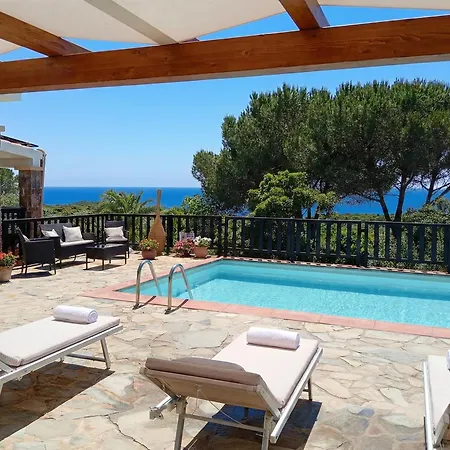Barranch With Sea View Swimming Pool For 6 People *