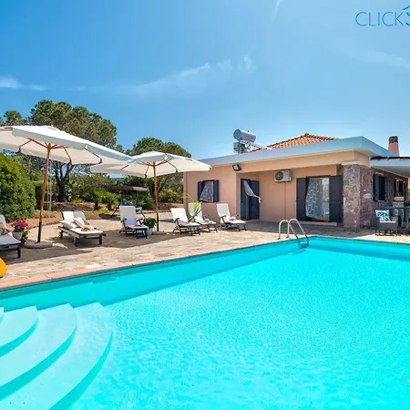 Barranch With Sea View Swimming Pool For 6 People فيلة