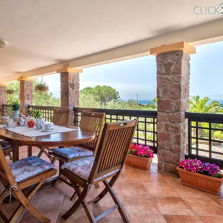 Barranch With Sea View Swimming Pool For 6 People *