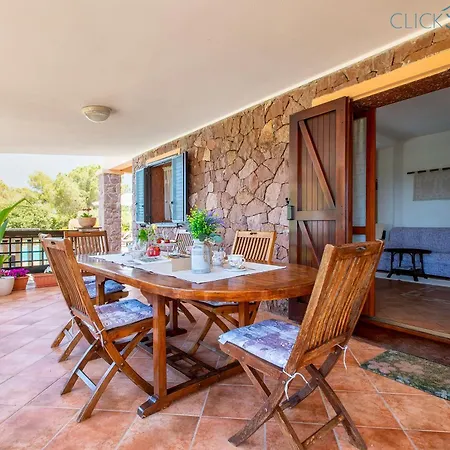 Barranch With Sea View Swimming Pool For 6 People *