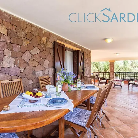 Barranch With Sea View Swimming Pool For 6 People Villa
