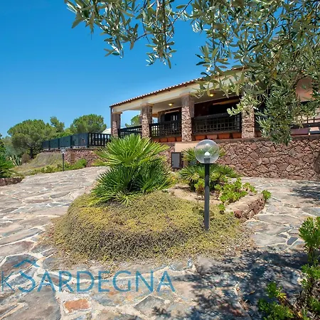 Villa Barranch With Sea View Swimming Pool For 6 People *