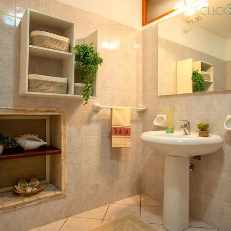 Villa Barranch With Sea View Swimming Pool For 6 People