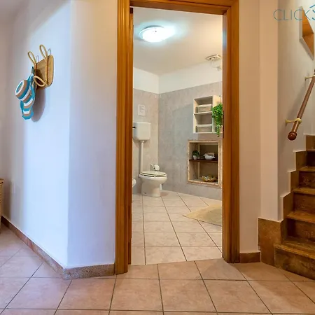 Barranch With Sea View Swimming Pool For 6 People Villa *