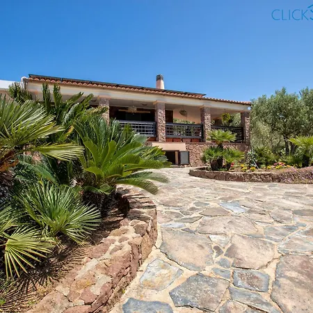 Barranch With Sea View Swimming Pool For 6 People
